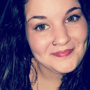 Meet your Posher, Candice